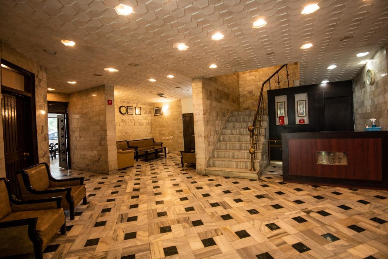 Langdale Manor Hotel Nainital Ngoại thất bức ảnh