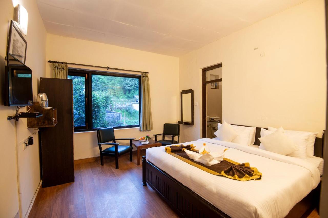 Langdale Manor Hotel Nainital Ngoại thất bức ảnh